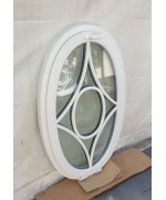 Finestra ovale a vasistas 785 x 1285 in PVC bianco con inglesina adesiva